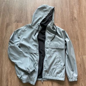 Zara Mens Jacket for Rain and Medium Cold (Size L)
